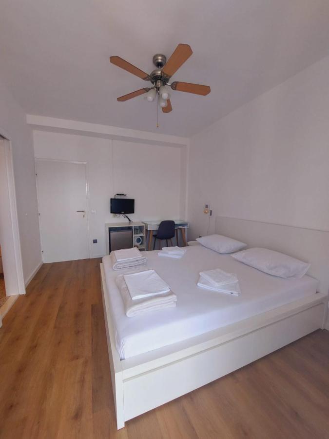Vinko Rooms Primosten Ngoại thất bức ảnh