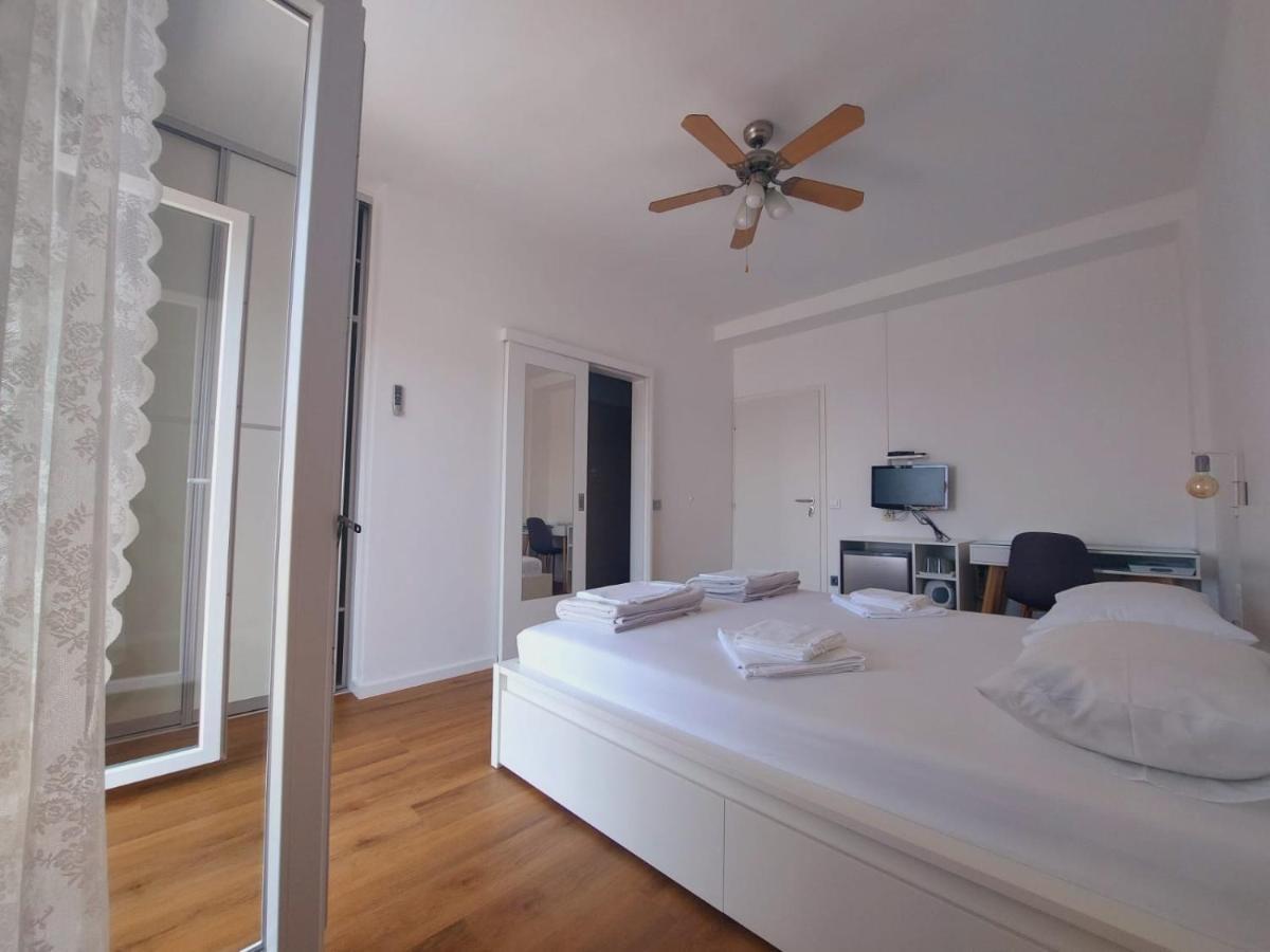Vinko Rooms Primosten Ngoại thất bức ảnh
